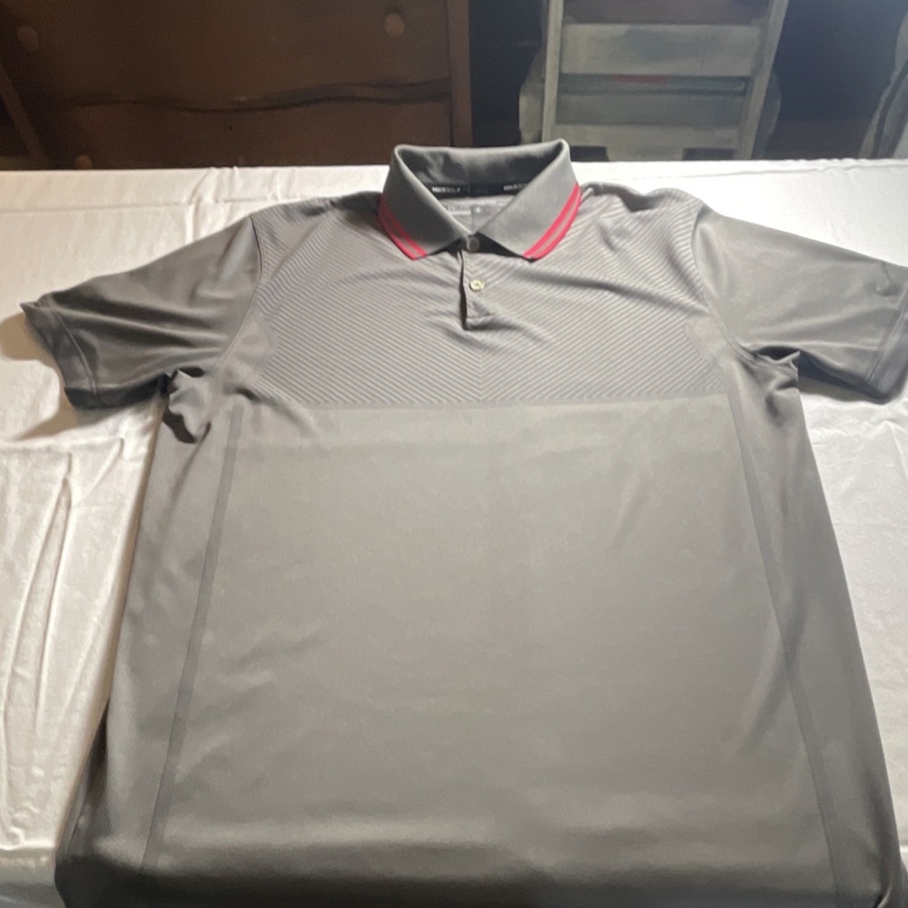 Nike Golf Tour Performance Dri-FIT Polo Shirt Gray Red Stripe Men's M Short Sle…